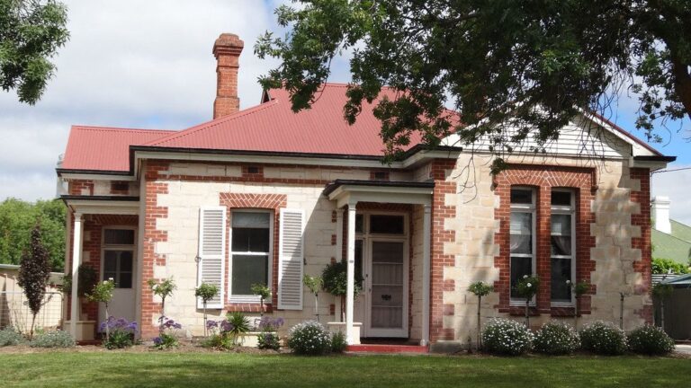 Ghost Mansions: Why the 5-Bedroom "Forever Home" Is Turning Into an Unsellable Burden for Boomers