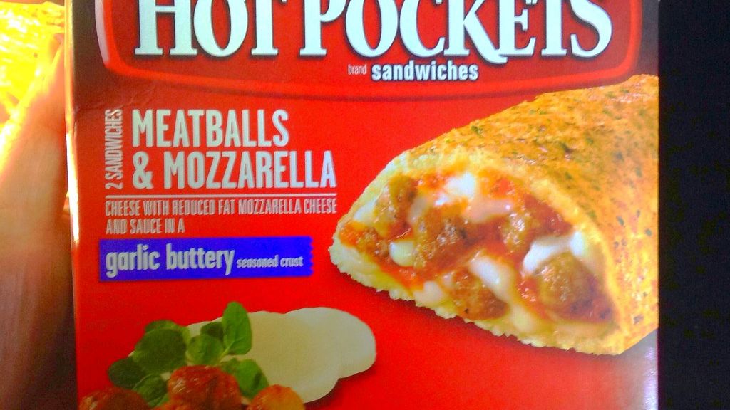 If You Grew Up in the '80s, These 14 Meals Were Probably on Your Table Regularly
