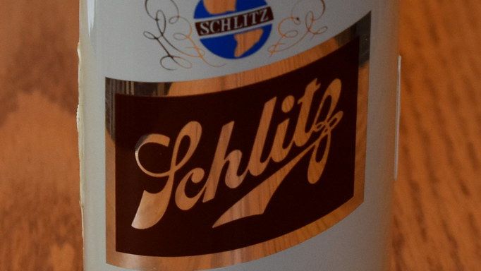 5 Discontinued Old-School Beers Americans Used to Drink