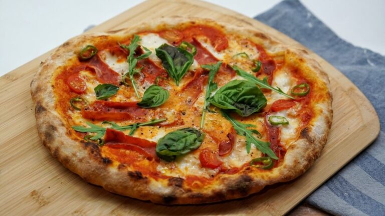 5 Frozen Pizzas Ranked Worst to Best by Italian Chefs