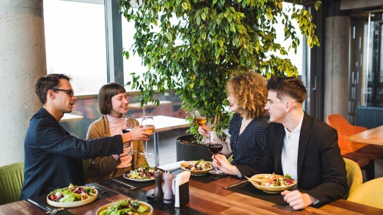 Waiters Can Tell These 10 Things About You When You Open the Menu