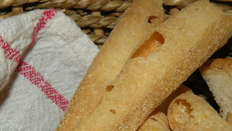 4 Secrets Olive Garden Servers Aren't Allowed to Share