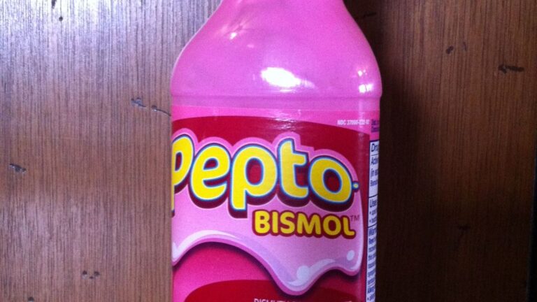 8 Popular Over-the-Counter Medications Doctors Are Now Warning Against