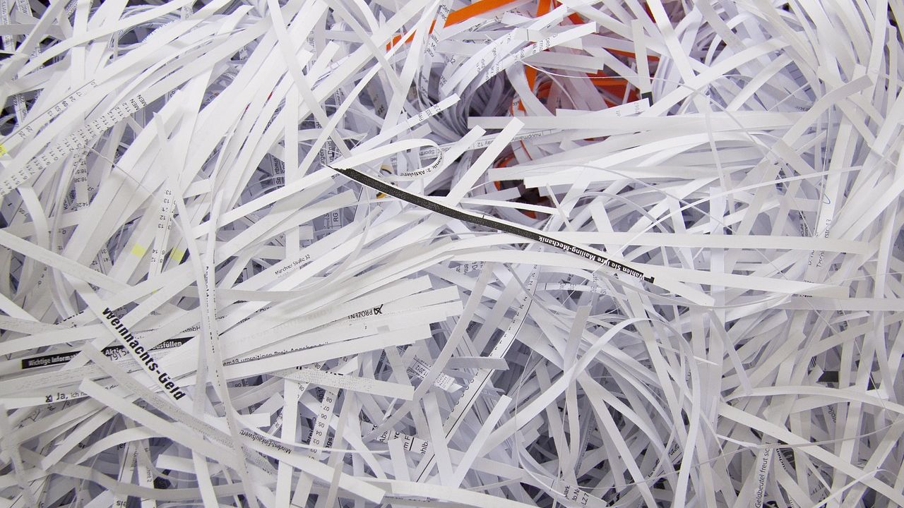 10 Things You Shouldn't Put in the Recycling Bin (Even Though Most People Do)