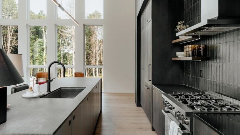 The Resale Kiss of Death: 5 Home Features That Can Tank Buyer Interest