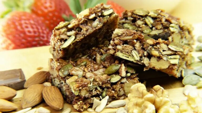 8 Popular OTC "Health Foods" Nutritionists Are Now Warning People to Avoid