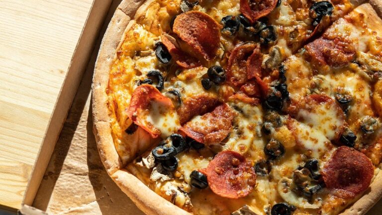 10 Frozen Pizzas Ranked From Worst to Best Based on Recent Taste Tests