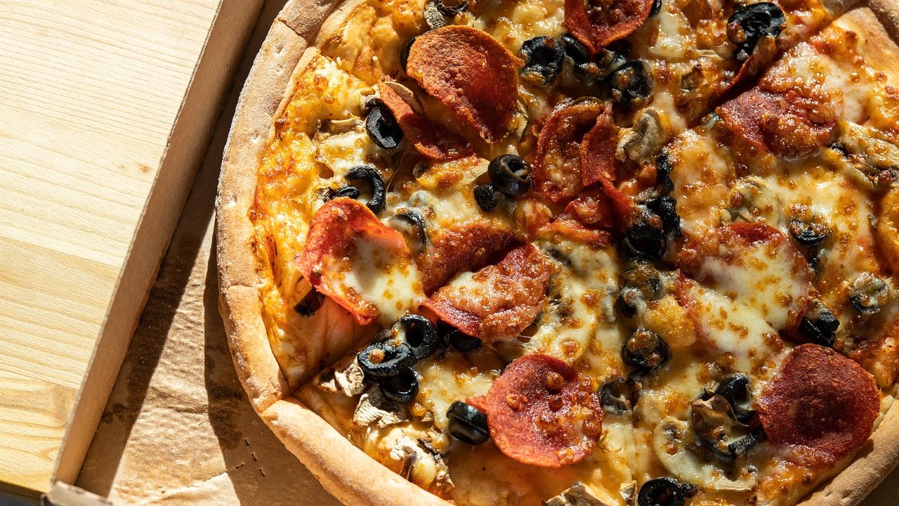 10 Frozen Pizzas Ranked From Worst to Best Based on Recent Taste Tests