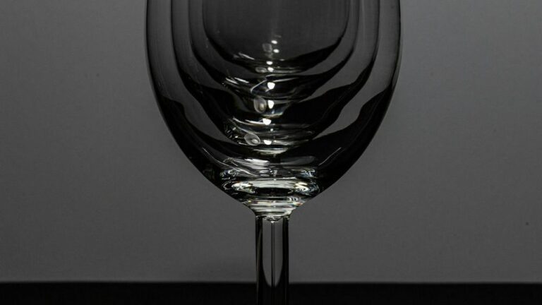 8 Vintage Household Items From Grandma's Home That Are Now Worth a Small Fortune