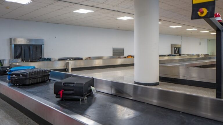 The "Suitcase Swap" Scam Now Targeting Travelers at Major Airports