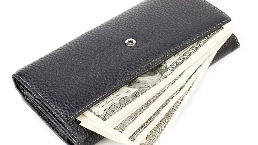 The Retirement "Kiss of Death": 4 Money Habits That Can Drain Your Savings Faster