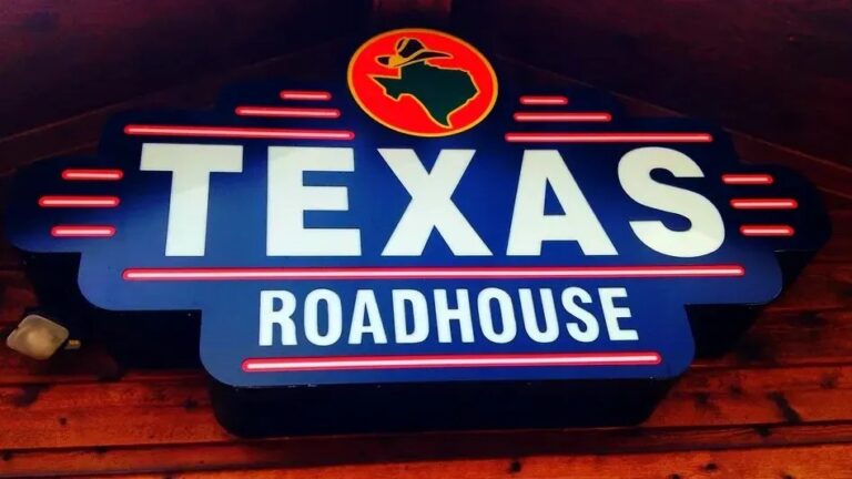 6 Casual Dining Chains Making a Surprising Comeback in 2026