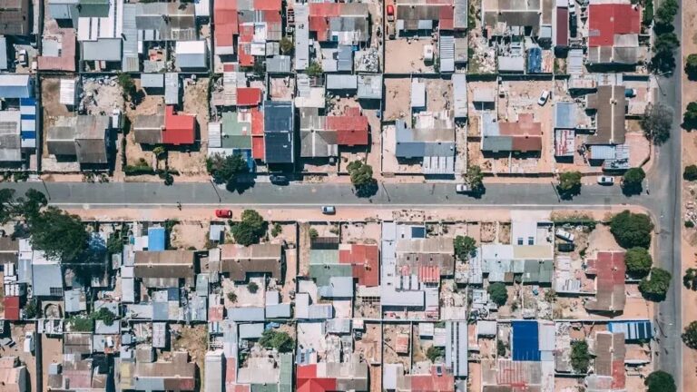 Why High-Income Americans Are Leaving Florida - and Where They're Moving Instead