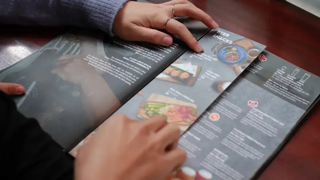 7 Restaurant Tactics Insiders Say Diners Often Fall For