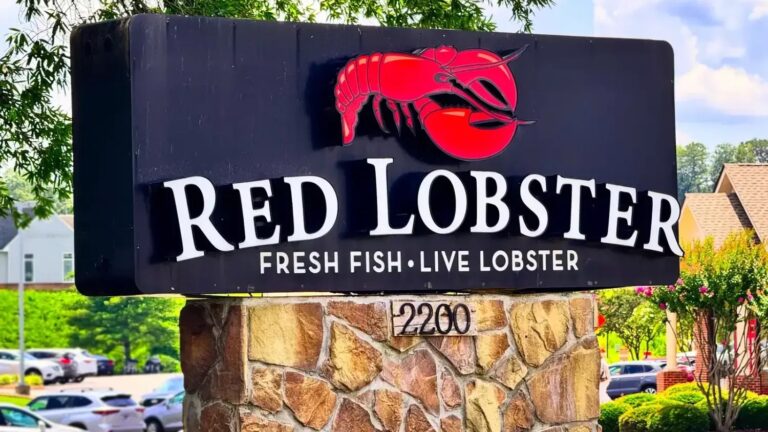 7 Restaurants That Feel Less Welcoming Than They Used To