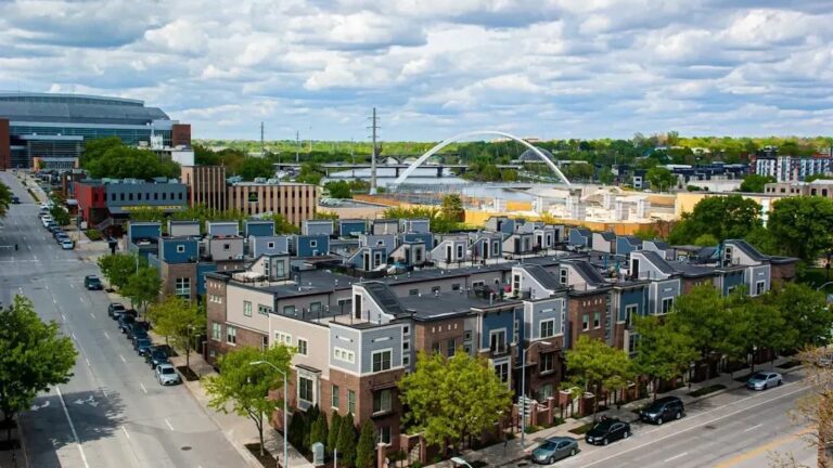 The "Great Lakes Shift": Why Thousands Are Eyeing Rust Belt Property