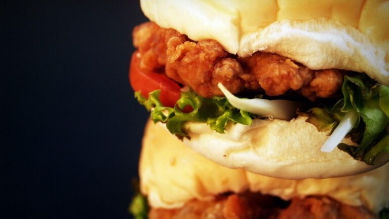 10 Fast-Food Burgers Ranked From Most Addictive to Least