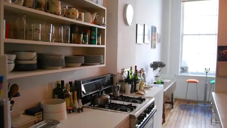 Realtors Say Buyers Are Passing on These 9 Once-Trendy Home Features - A Shift for Sellers