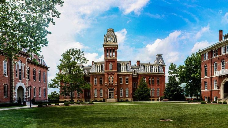 Why Americans Are Leaving Their Jobs to Move to These 9 Tiny Villages