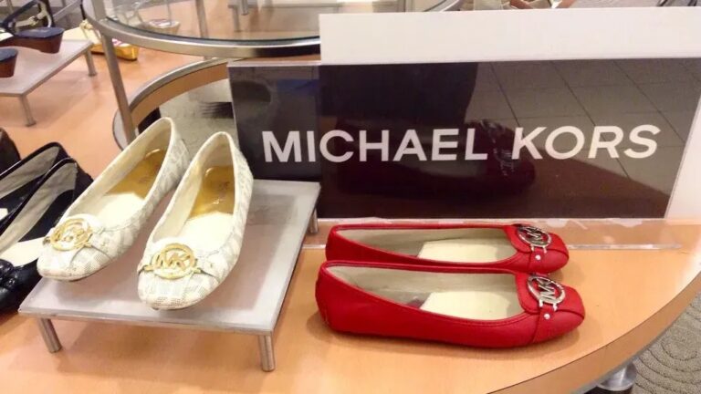 The "Stealth Wealth" Wardrobe: Why You'll Never Catch a Secret Millionaire Wearing These 7 Brands