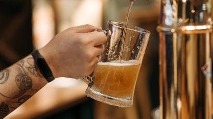 A Bartender With 15 Years' Experience Shares 6 Drinks They'd Never Order