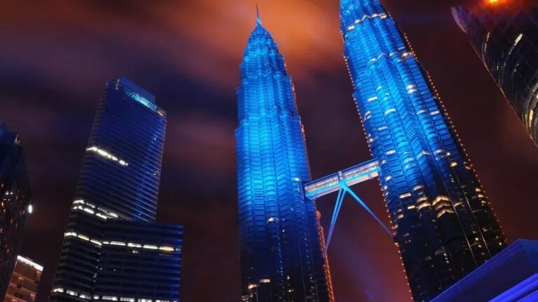 7 Countries Where a $2,500 Monthly Budget Can Afford You a Luxury Lifestyle