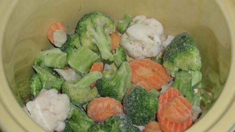 6 Food Myths Nutritionists Once Rejected That Turned Out True