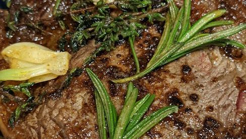 12 Restaurant Dishes Chefs Say Aren't Worth Your Money