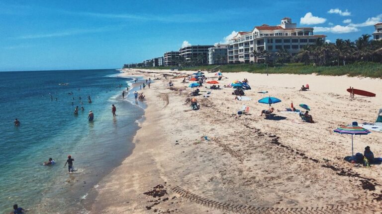 I Retired to Florida and Didn't Love It – 10 Reasons I Regret It