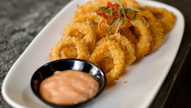 9 Menu Phrases That Often Signal Frozen Food – According to Former Line Cooks