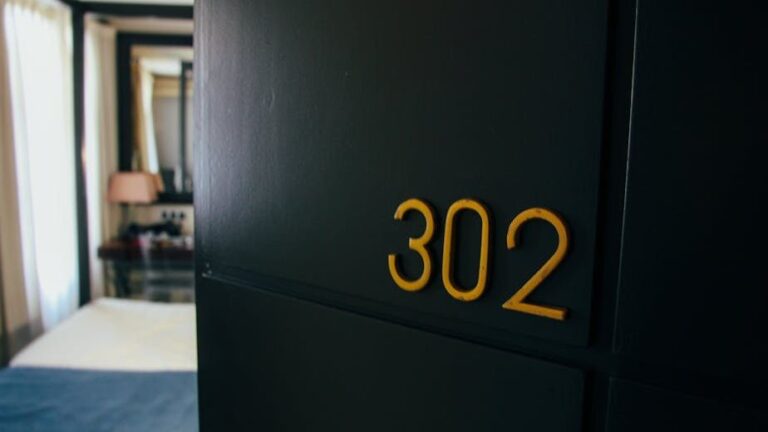 If You're Not Doing These 11 Things Before Leaving Your Hotel Room, You Could Be Asking for Trouble