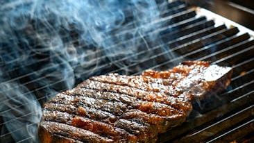 As a Chef, These 4 Steakhouse Dishes Are My Go-Tos - and These 2 Aren't