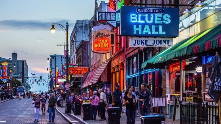 The 8 Rudest Cities in America