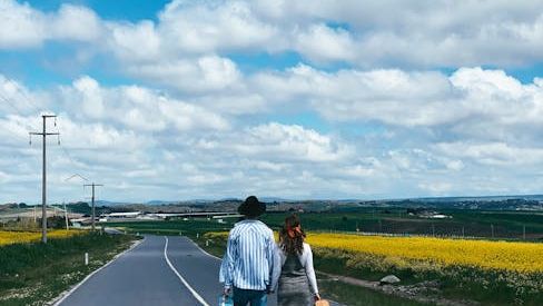 The Subtle Difference Between Traveling and Truly Experiencing a Place