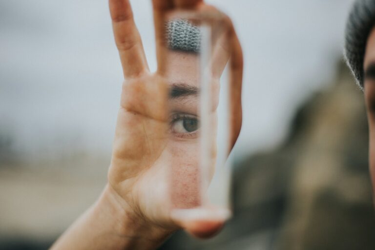 The Best Journaling Prompts for Self-Reflection
