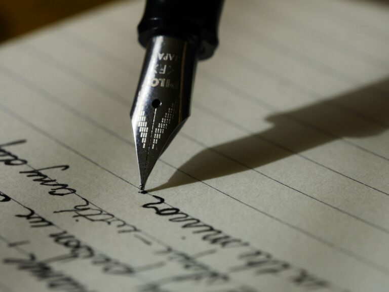 Simple Hand-Lettering Ideas for Beginners